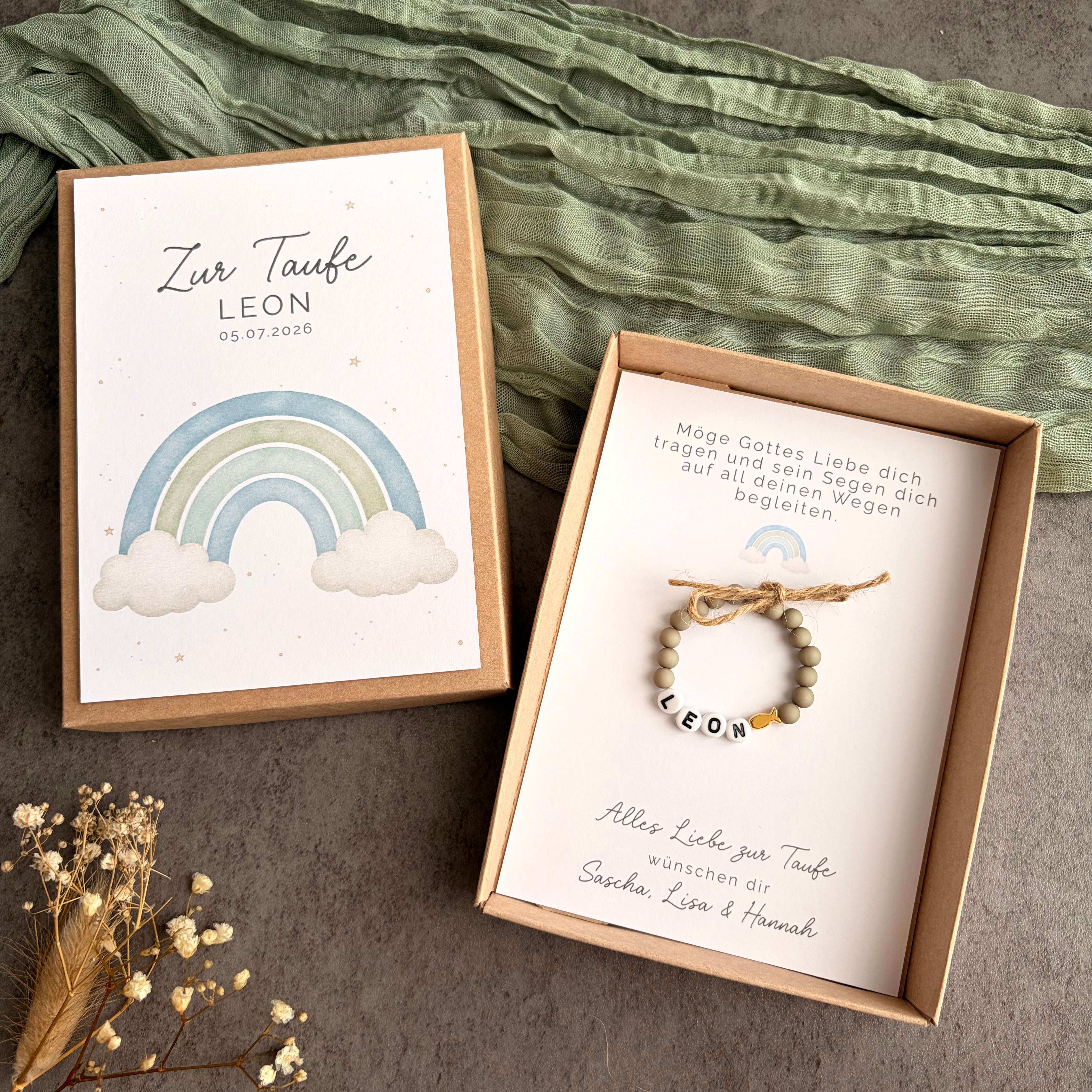 Geschenkbox zur Taufe mit Perlenarmband - Regenbogen Blau - Produktansicht