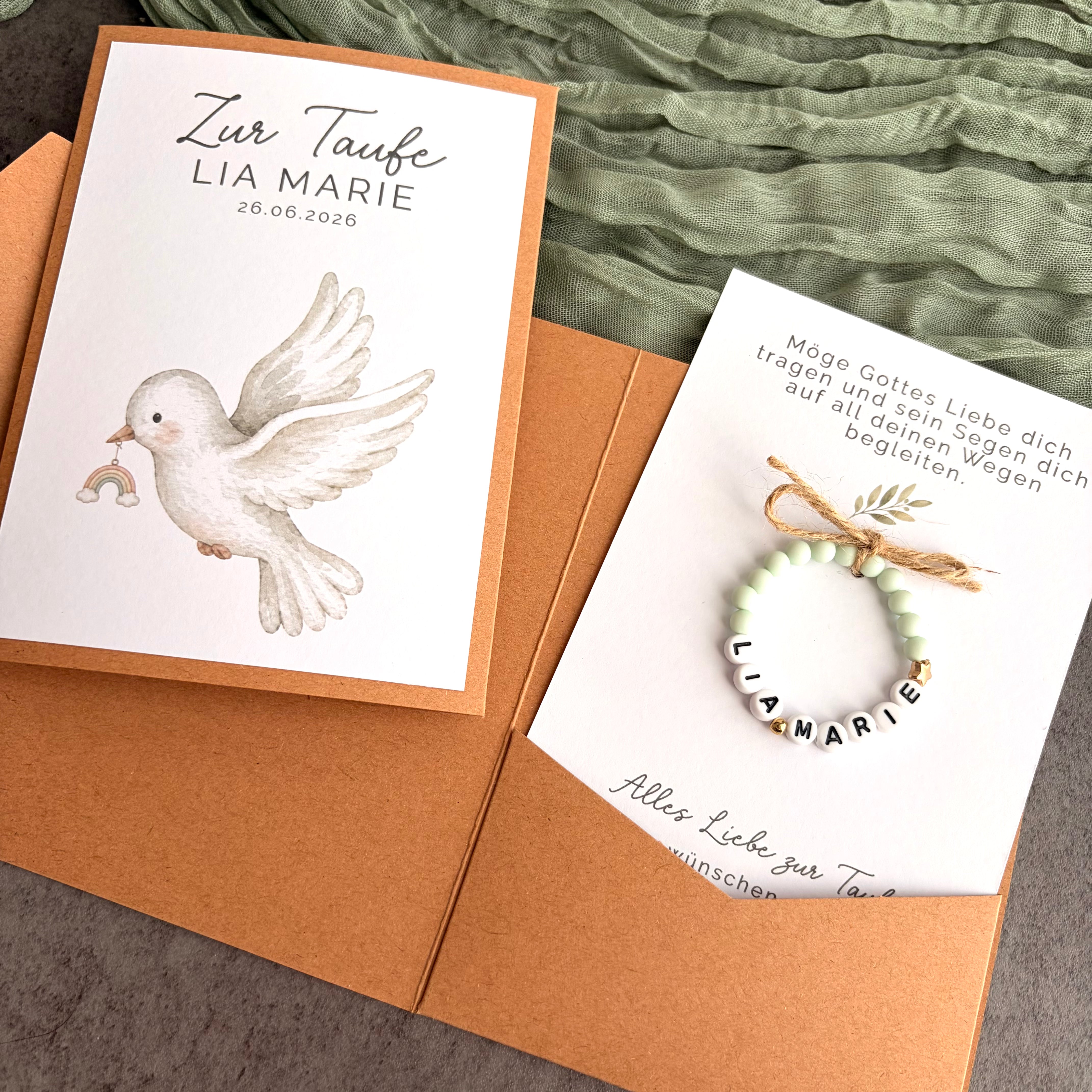 Taufgeschenk mit Perlenarmband im Pocketfold - Taube & Regenbogen - Detailansicht 5