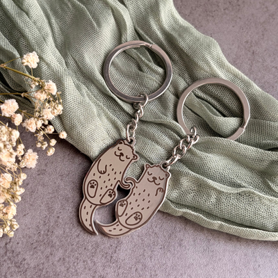 Otter Schlüsselanhänger Paar personalisiert - Partner Geschenk mit Gravur - Beste Freundin Geschenk - Jahrestag - Edelstahl