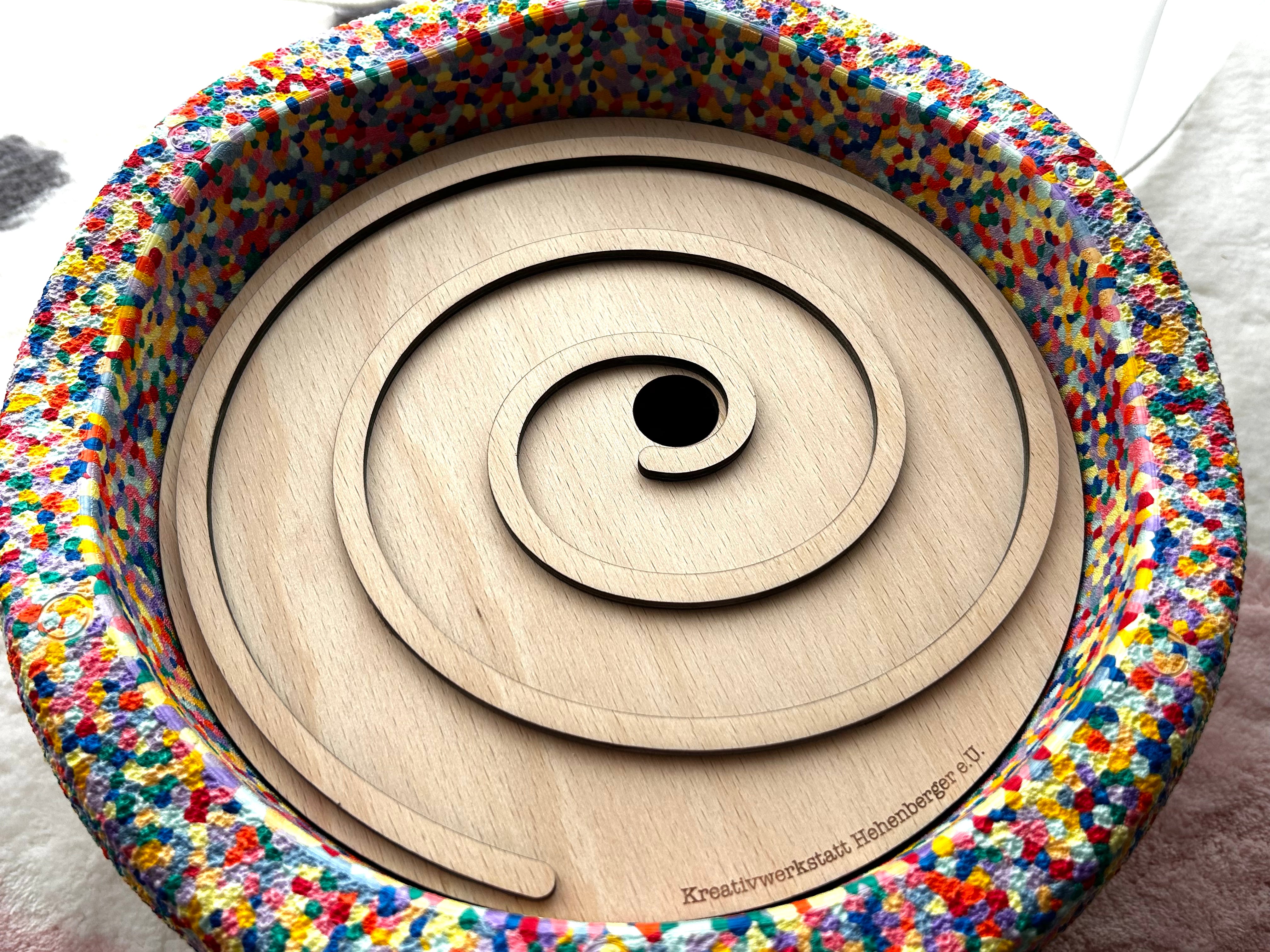 Spirale | Aktivitätsplatte kompatibel mit Stapelstein® – Montessori inspiriertes Spielzeug aus Holz – Motorikspiel & Rollenspiel Zubehör – Kinder Lernspielzeug