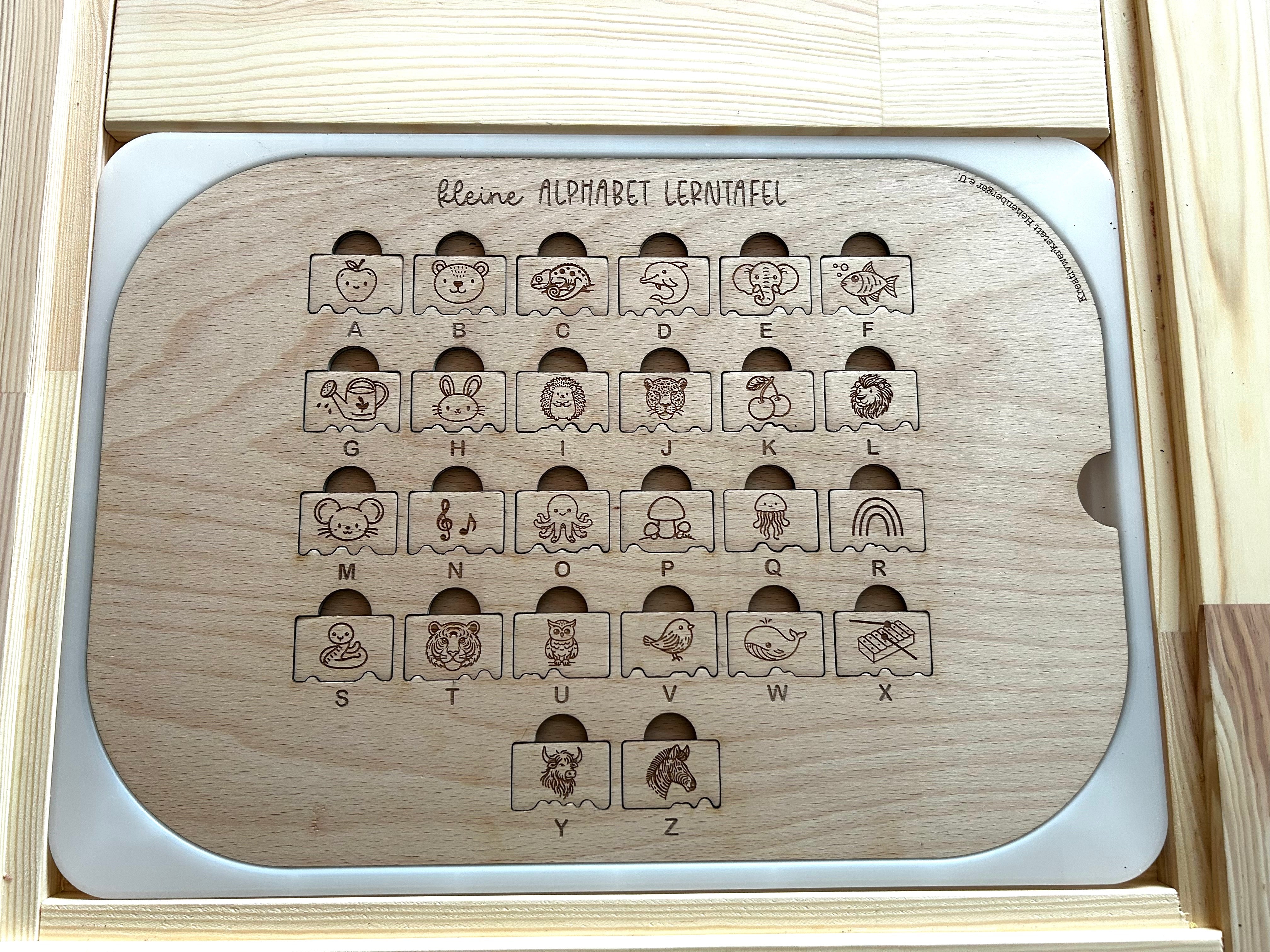 ABC Lernplatte Montessori aus Holz – Sensorikspiel für Kinder | Trofast kompatibel | Feinmotorik fördern | Aktivitätsplatte (Kopie)