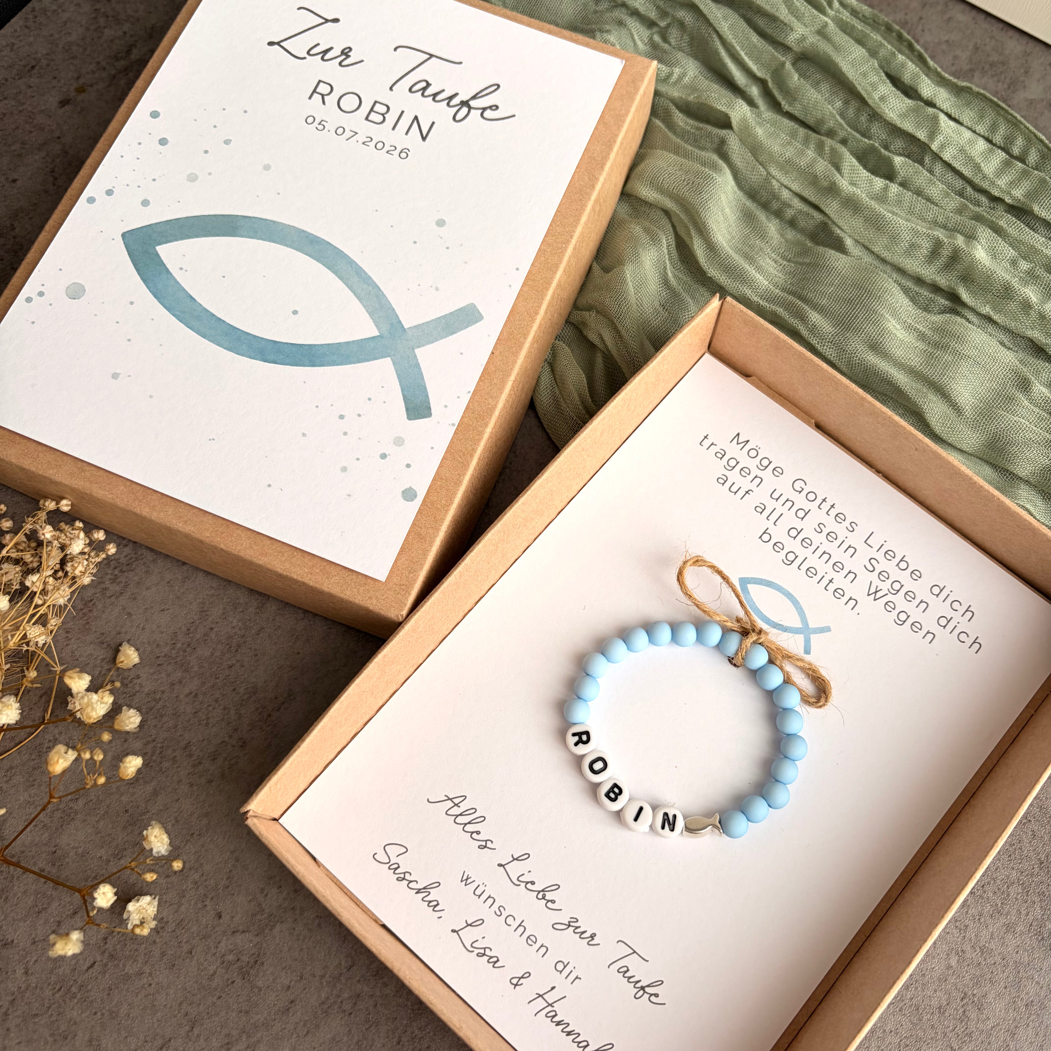 Geschenkbox zur Taufe mit Perlenarmband - Fisch - Detailansicht 7