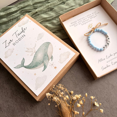 Geschenkbox zur Taufe mit Perlenarmband - Wal - Detailansicht 6