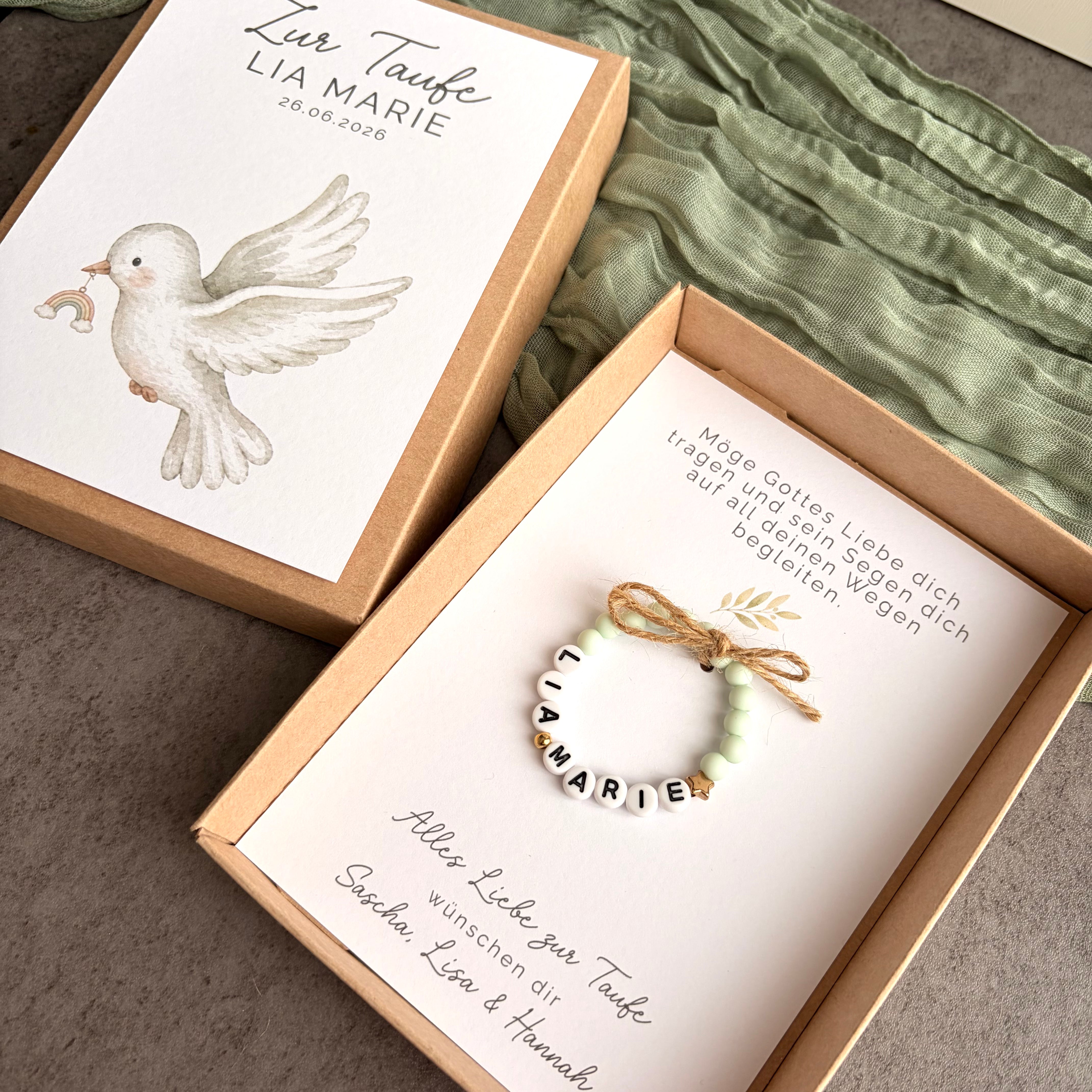 Geschenkbox zur Taufe mit Perlenarmband - Taube & Regenbogen - Detailansicht 6