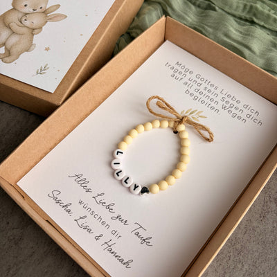Geschenkbox zur Taufe mit Perlenarmband - Taube - Detailansicht 4