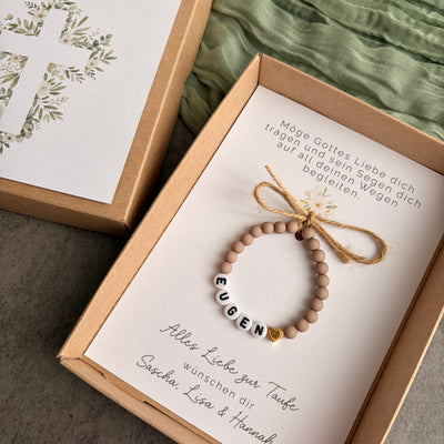 Geschenkbox zur Taufe mit Perlenarmband - Kreuz - Detailansicht 4