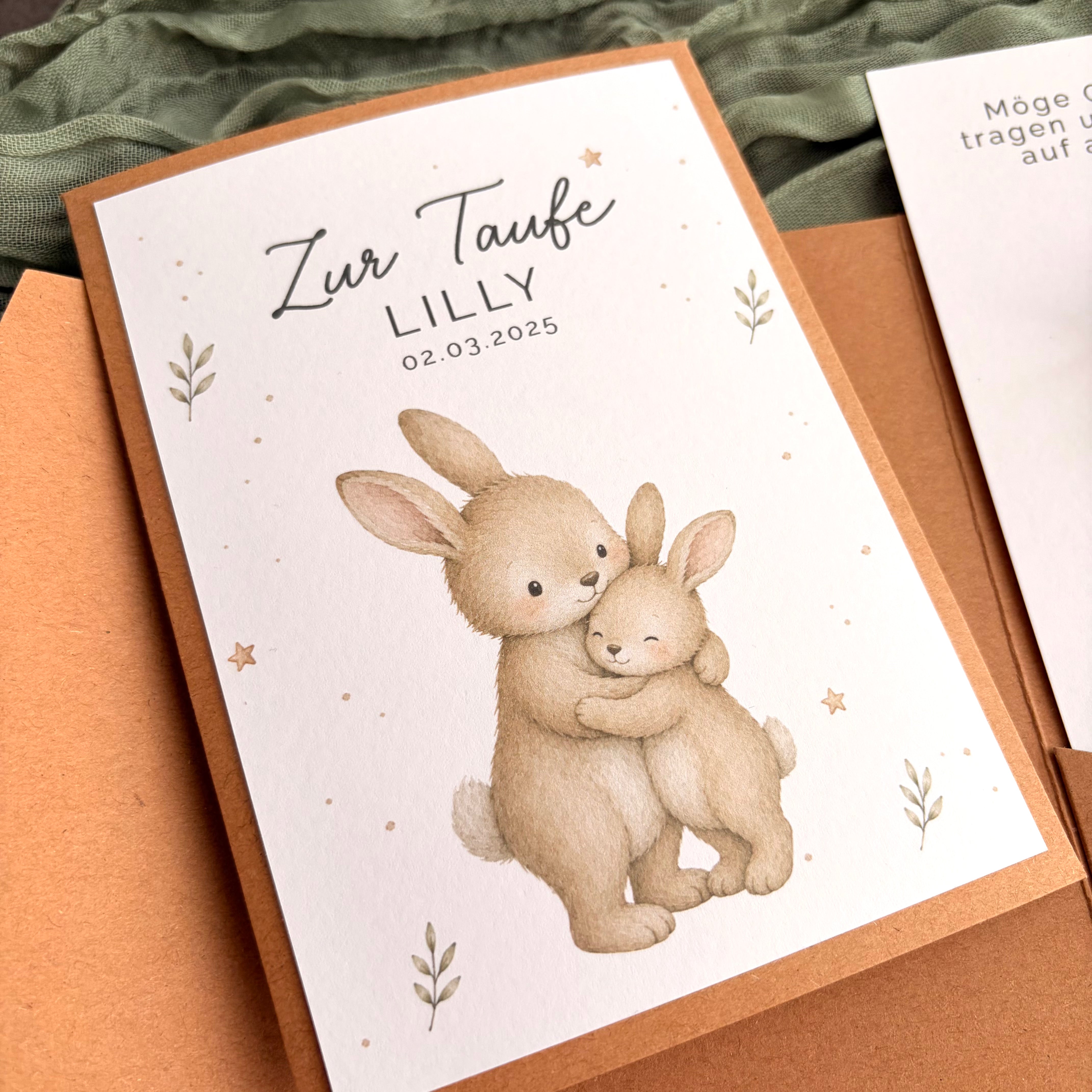 Taufgeschenk mit Perlenarmband im Pocketfold - Hase - Detailansicht 6