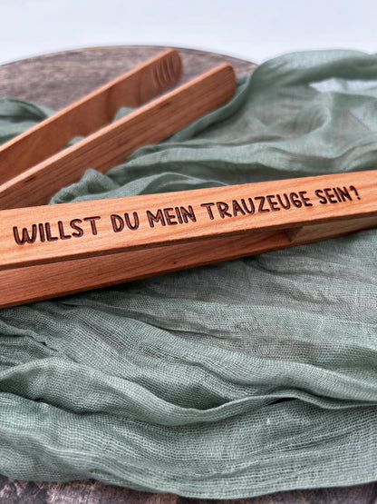 Trauzeuge | Grillzange aus Kirschholz mit Wunschgravur