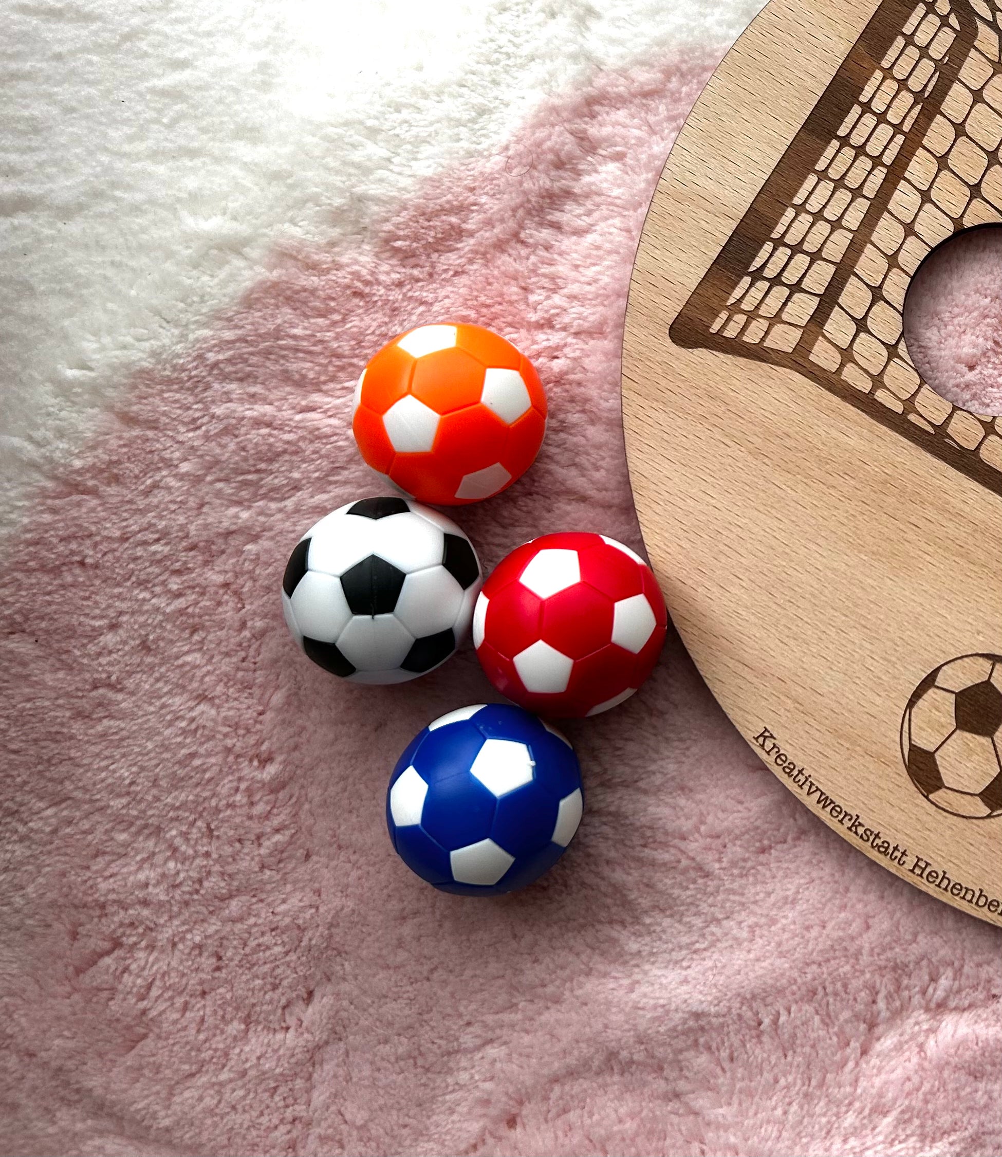 Fußball – Bastelzubehör für Kinder | Zubehör für Aktivitätsplatten Stapelstein & Trofast kompatibel
