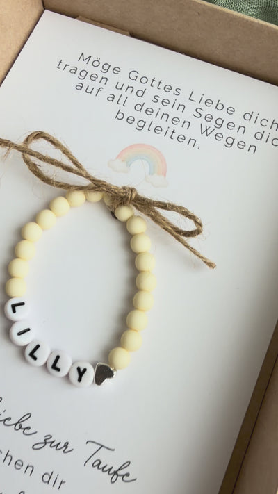 Geschenkbox zur Taufe mit Perlenarmband - Regenbogen