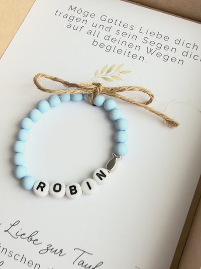 Geschenkbox zur Taufe mit Perlenarmband - Wal