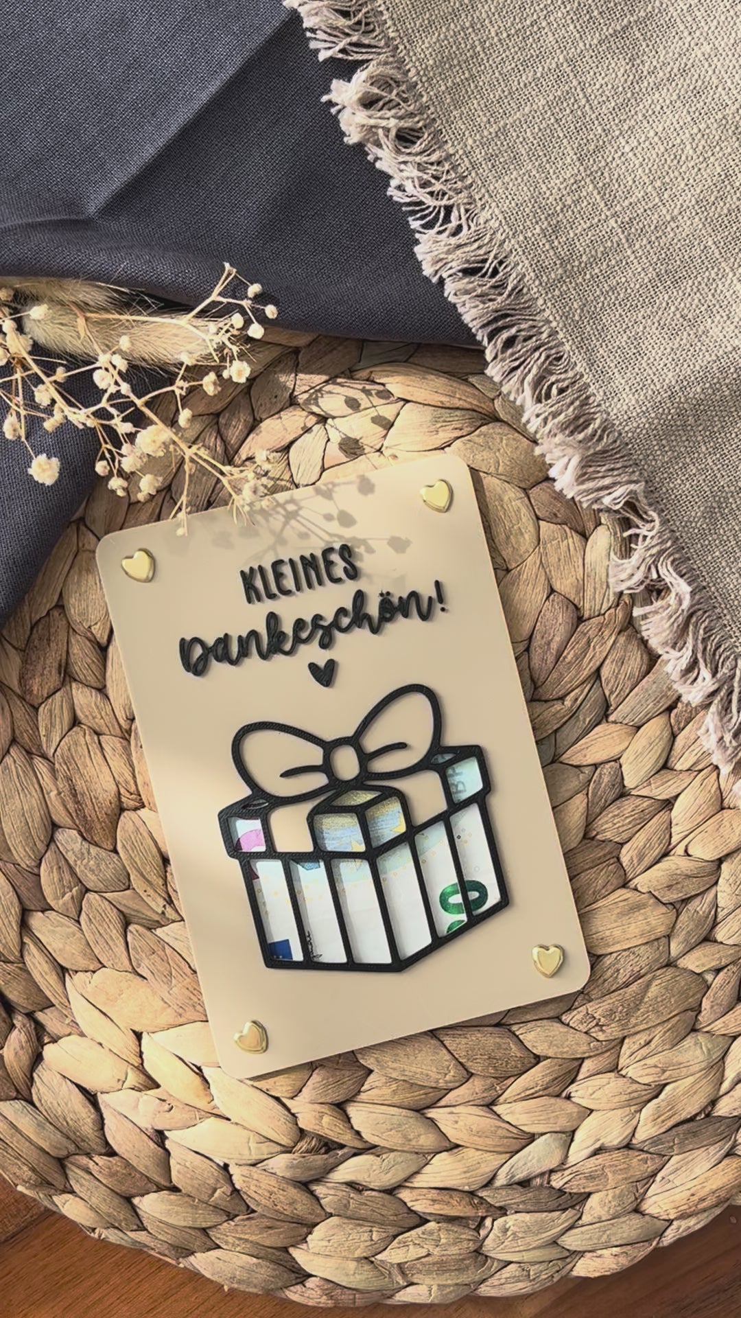 Video laden: Geldgeschenk Karte - Kreative Verpackung für Geldgeschenke - Finanzspritze, Dankeschön &amp; Geschenkidee Danke Geschenk